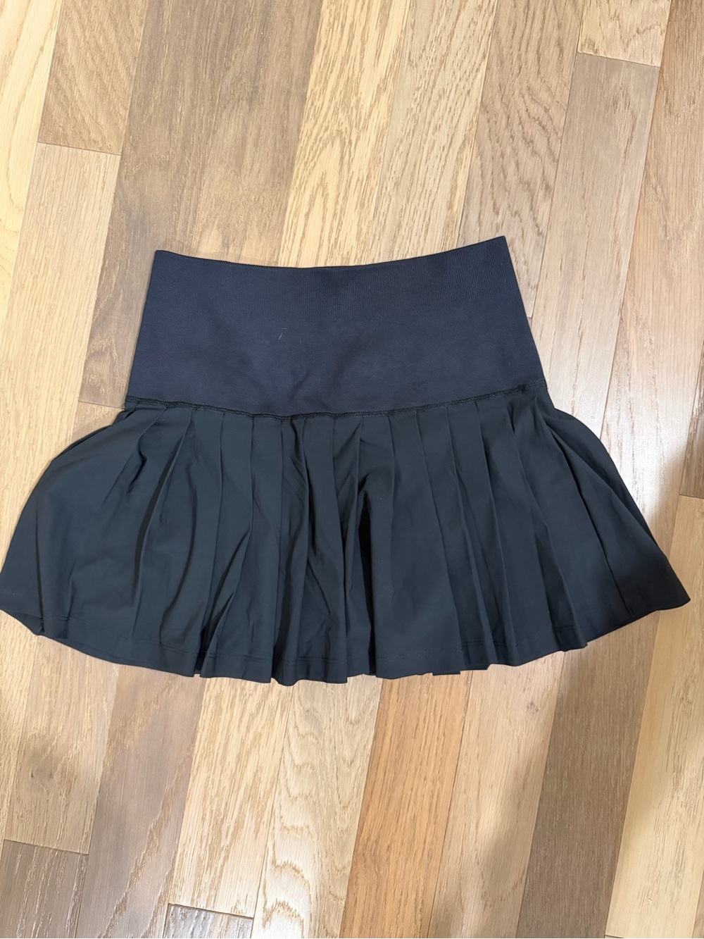 Wilson Black Pleated Tennis Skirt Skort Size Small Athletic